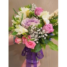 Garden Style Posy in Vintage Vase (Modest)