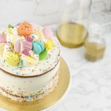 Cute Candy Cake (12 - 15 Persons (18cm))