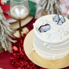Winter Wonderland Taart (12 - 15 Persons (18cm))