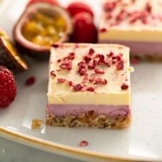 Vegan & Gluten Free Carre: Raspberry & Passion Fruit (4 pieces)