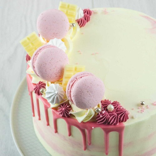 Pink Party Cake (6 - 10 Persons (15cm))