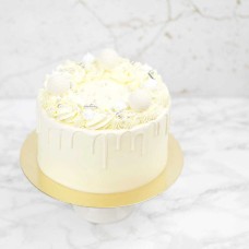 Snow White Cake (12 - 15 Persons (18cm))