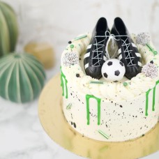 Football cake (12 - 15 Persons (18cm))