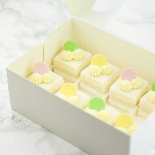 Petit Fours (8 pieces)
