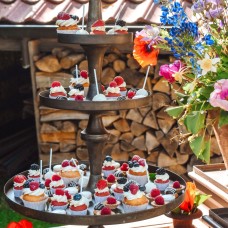 Rustic Box: Cake & Sweets (100 people)