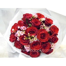 18 Red Roses Bouquet