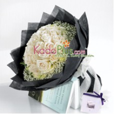 50 White Roses Bouquet