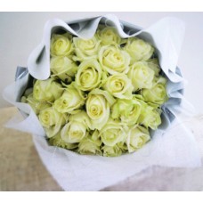 30 White Roses Bouquet