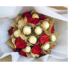 Roses & Ferrero Bouquet