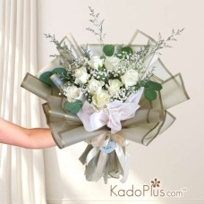 Elegant White Rose Bouquet
