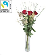 3 Red Fairtrade Max Havelaar-Roses with greenery