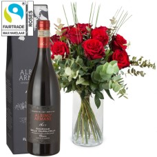 12 Red Fairtrade Max Havelaar-Roses with greenery and Amarone Albino Armani DOCG (75 cl)