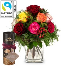 Magic of Roses with Fairtrade Max Havelaar-Roses with Gottlieber cocoa almonds and hanging gift tag «Happy Birthday» (Minimum)