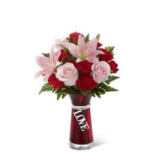Hold My Heart Bouquet (Small)