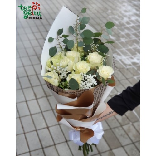 Bouquet of roses 
