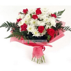 Bouquet of Red Roses & White Chrysanthemums 