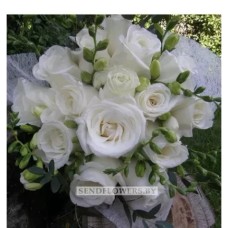 Bouquet of white roses "Unforgettable aroma"