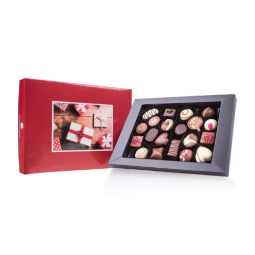 Postcard Grand - Chocolates