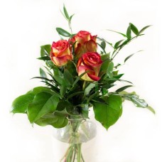 Bouquet of 3 tea roses