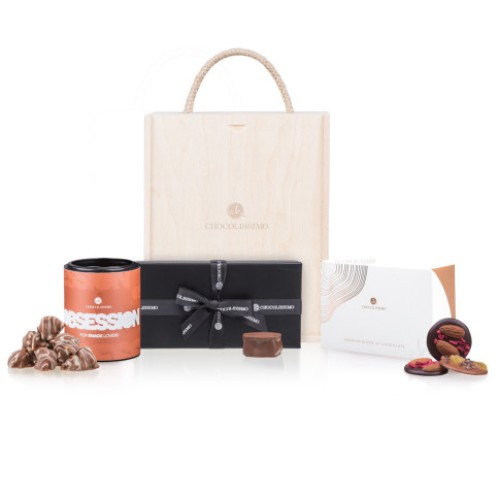 A set of sweets in a wooden box I