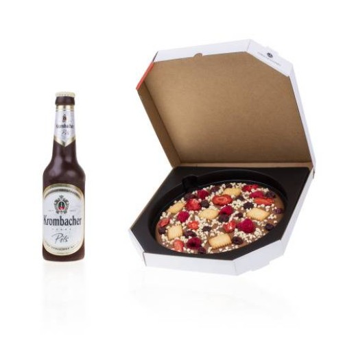 Pizza with beer