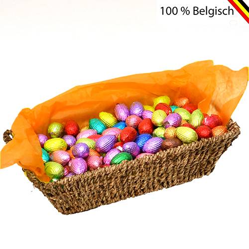 Easter basket with 1.5 kg of packed Easter eggs Trezor