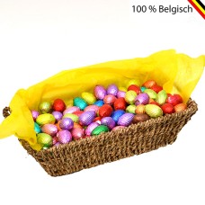 Easter basket with 1.5 kg wrapped Easter eggs