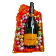 Easter eggs with Veuve Clicquot as an Easter gift