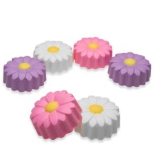 Chocolate Molded Oreo- Daisies
