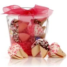 Take Out Pail of 6 Mother's Day Fortune Cookies