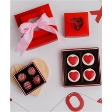 Tower - Valentine Mini-Truffles with Oreo Hearts