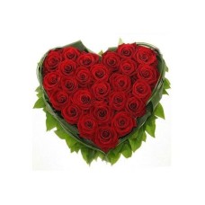 Heart of red roses