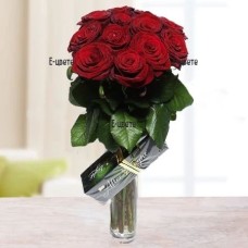 11 roses and chocolates