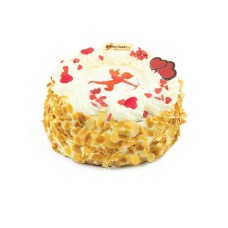 Round Valentine's Day cream cake