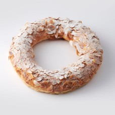 Butter Almond Wreath