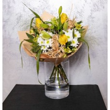 YELLOW AND WHITE BOUQUET