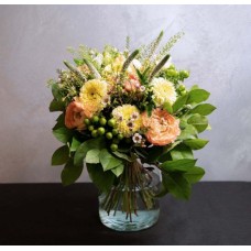 ISKERNÍK BOUQUET IN THE GREEN