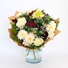 Snow blanket bouquet
