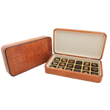 World Map wooden glossy box with 18 chocolates