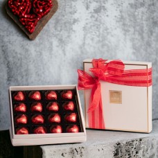 Irresistible pack of 16 Chocolate hearts