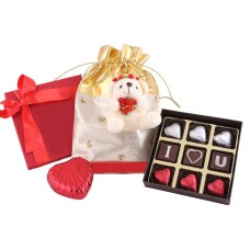 Love Bag Small with chocolates and big milk chocolate heart